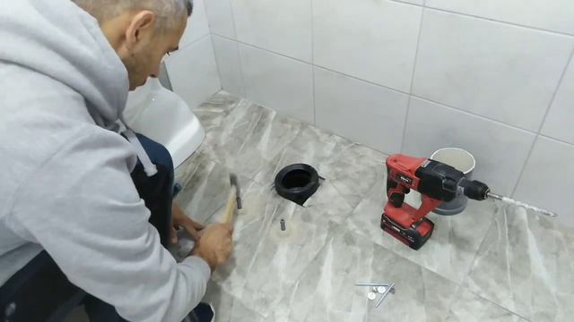 Montaza sanitarije Wc šolja смотреть онлайн