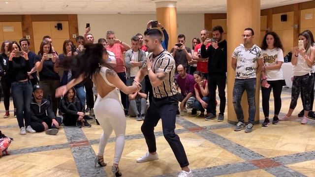 PERFECT - Ed Sheeran SENSUAL DANCE DANCING KIKE & NAHIR смотреть онлайн