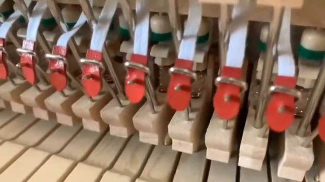 Fixing a dead key on an upright piano: Jack Spring смотреть онлайн