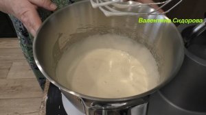 Как быстро и вкусно приготовить пышную яблочную шарлотку в духовке.