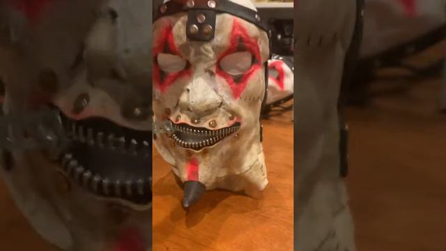 ROTTING OZZFEST JIM ROOT JESTER MASK смотреть онлайн