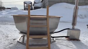 Банный чан на подставке с внешней печью от компании Альтвуд