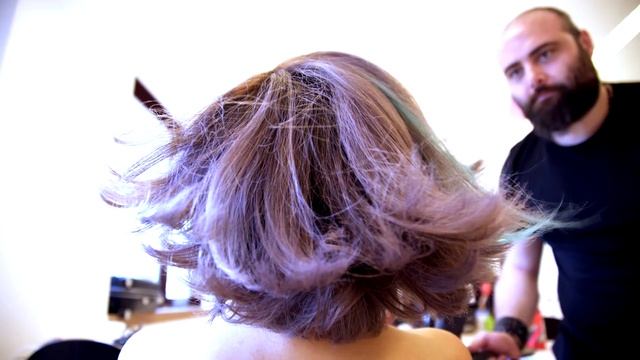 TRAILER METROPOLITAN смотреть онлайн