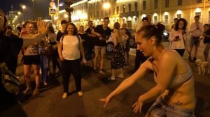 ПИТЕР ОТОРВАЛСЯ ПОД ГРОМКУЮ МУЗЫКУ С МАШИНЫ! ТУСА НА АЛЫЕ ПАРУСА. РЕАКЦИИ НА АВТОЗВУК.