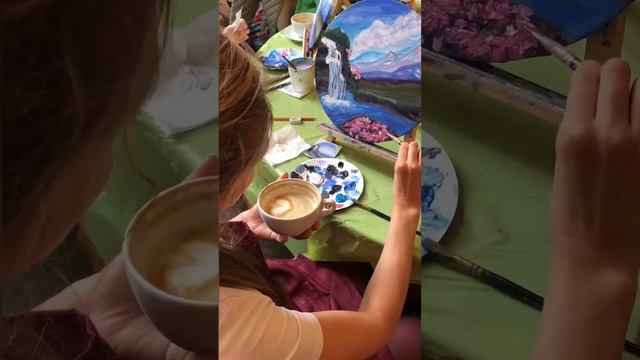 Рисуем картину с водопадом с нуля! Вот такой результат получился у девушек без опыта рисования! смотреть онлайн