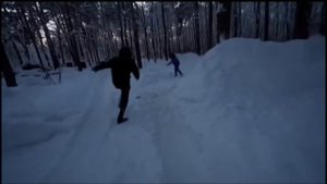 Макс избил маньяка