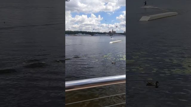 Москва Тушинская . Суходенски парк смотреть онлайн