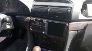 Как снять торпеду на БМВ Е 38. Семёрка.