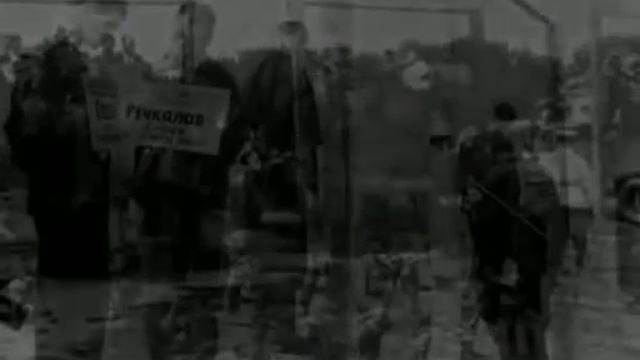 Казнь бандеровцев и украинских полицаев..mp4