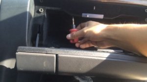 Mercedes benz w210 замена салонного фильтра (change cabin filter)