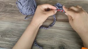 минималистичный коврик крючком для начинающих. Вязание крючком с нуля из трикотажной пряжи