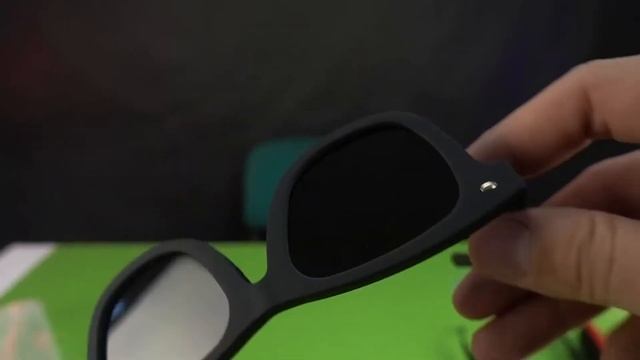 Очки La Vie с регулировкой затемнения смотреть онлайн