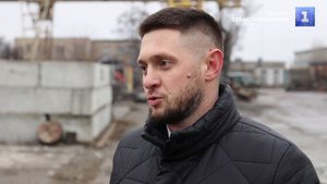 В Бердянске производят плиты для повреждённых домов Мариуполя