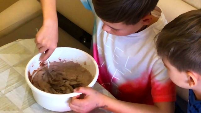ГОТОВИМ ПЕЧЕНЬЕ M&M’S / РЕЦЕПТ / ДЕТСКОЕ ПЕЧЕНЬЕ С ШОКОЛАДОМ