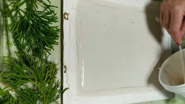 Барельеф в рамке. Картина из гипса своими руками.
