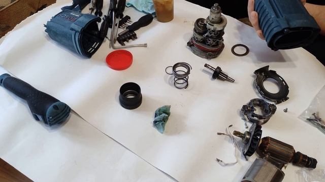 РЕМОНТ BOSCH GBH 2600 2-28 2-26 РЕСТАВРАЦИЯ, не работает удар, ВОССТАНОВЛЕНИЕ, RESTORATION смотреть онлайн