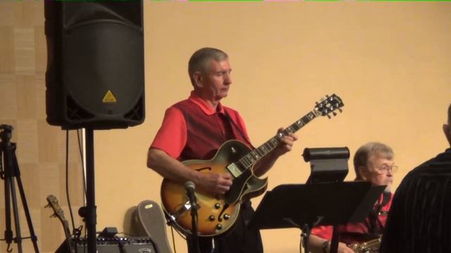 Bring Me Sunshine | Julie Lee & her White Rose Band смотреть онлайн