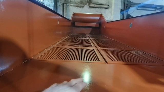Обзор нашего грохота колосникового бункерного типа от нашей компании. Собственное производство.