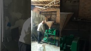 Фасовщик дозатор песка,цемента,сухих смесей в клапанный мешок