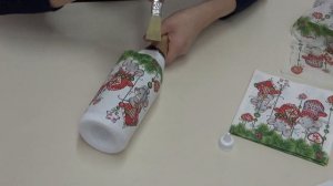 ?ПОСМОТРИТЕ КАК ЛЕГКО СДЕЛАТЬ КРАСИВЫЙ ДЕКОР БУТЫЛКИ ШАМПАНСКОГО? к Рождеству и ?Новому Году