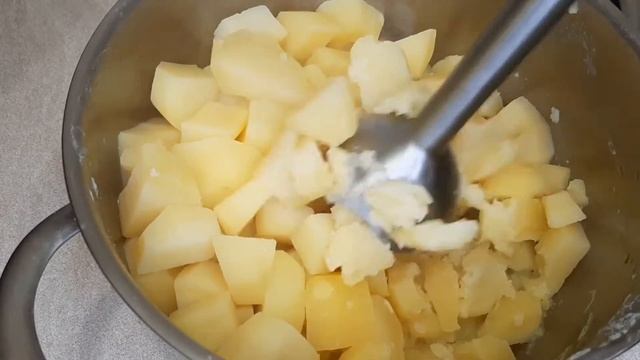 КАРТОШЕЧКА С ГРИБАМИ В ДУХОВКЕ смотреть онлайн