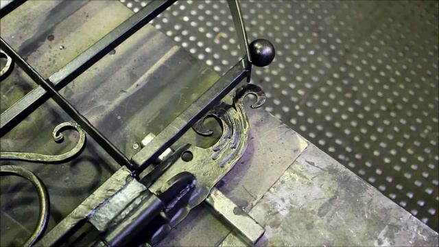 Blacksmithing projects. Кованая дверь. Художественная ковка. Будни в кузнице 4 ч