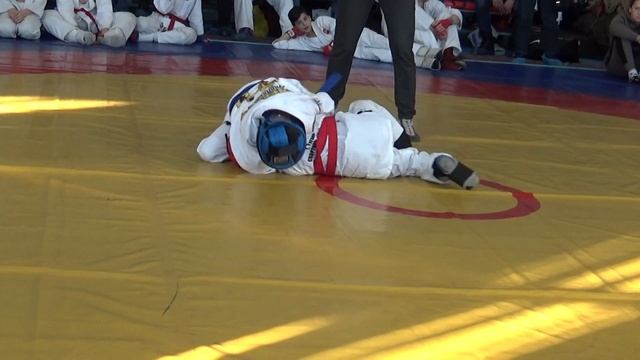 Сергеев Арсений в синем смотреть онлайн