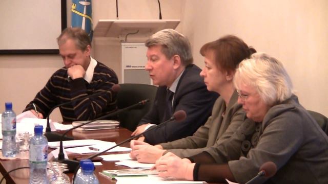 Д. Пуляевский на семинаре по атомградам