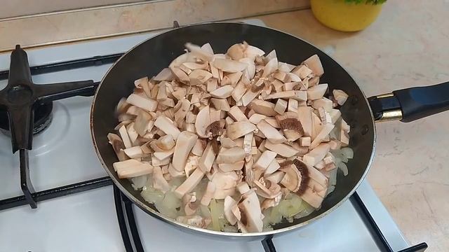 Показала мужу, какой ужин хочу на 8 Марта! ОБЪЕДИНЕНИЕ! смотреть онлайн