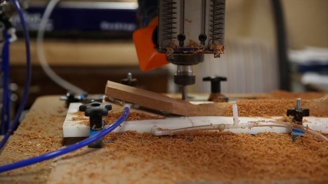 Circle Strings & ShopBot смотреть онлайн