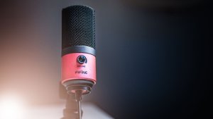 FIFINE K669L. Игровой конденсаторный студийный USB микрофон. Распаковка, обзор.