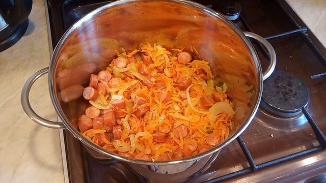 Капуста Тушеная с Колбасками.Очень Вкусно и Сытно!