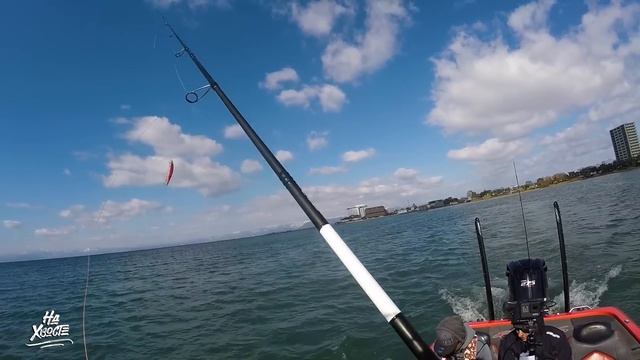 Увлекательная РЫБАЛКА В ЯПОНИИ и как делают воблера. НА ХВОСТЕ у DUO International. смотреть онлайн