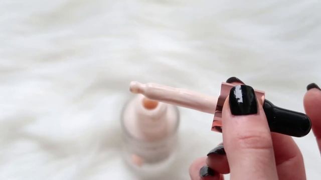 CATRICE Light Correcting Serum Primer - 010 Candlelight смотреть онлайн