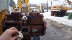 ?Снятие гидронасоса KAWASAKI с экскаватора HYUNDAI?Гидравлический стенд?Ремонт экскаватора#3часть