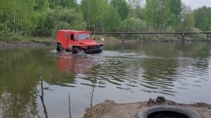 заплыв болотохода Вжик