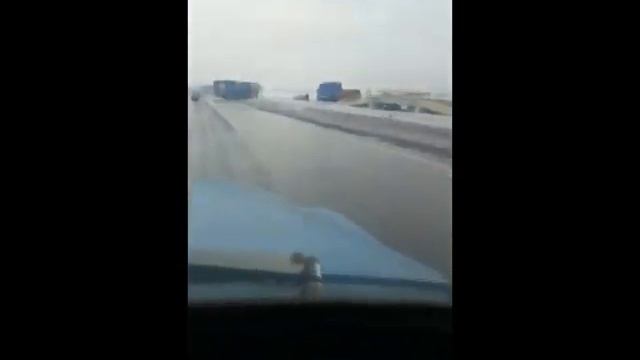 Ужасный гололед, алматинская трасса 2018г смотреть онлайн