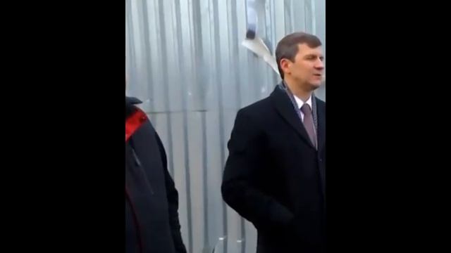 "Нужно, чтобы было тихо и спокойно" - любимая песня чиновников (авторский ремикс).