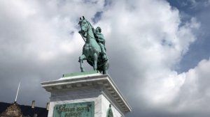 Queen's Castle Denmark |  Amalienborg Copenhagen  | Advice by Abrar