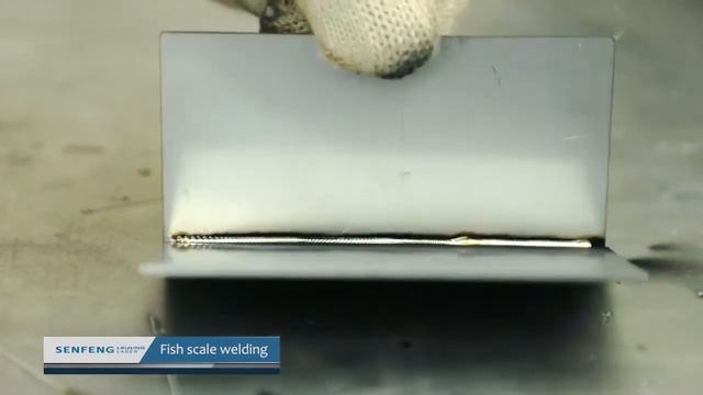 SF1000HWM-A-FW. Лазерный сварочный станок SENFENG.