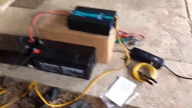 Solar Charging Station - Inverter Test смотреть онлайн
