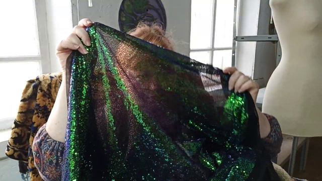 Поговорим о тканях и фурнитуре и моей доплатой услуге для клиентов.