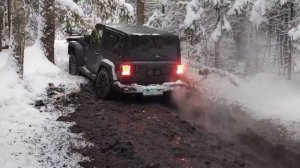 НОВАЯ НИВА LEGEND 2022 года. Испытание бездорожьем.