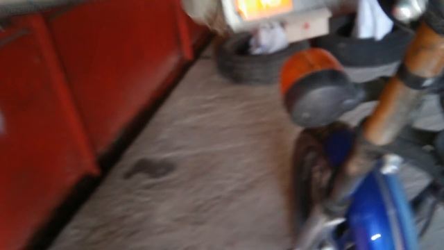 Как снять и отмыть мото ручки Progrip на мотоцикле ИЖ Планета смотреть онлайн