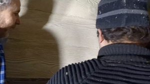 Новая силиконовая матрица с фактурой дерева, обучение нанесению Visage Ceresit на стройплощадке