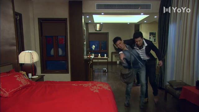 妻子照顧醉酒丈夫，卻撞見陌生赤裸男人在自己家浴室！🌼Chinese drama🌼 смотреть онлайн