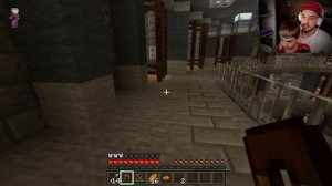 ПАПА РОБ И ЭРИК ИГРАЮТ В МАЙНКРАФТ! ПОБЕГ ИЗ СЕКРЕТНОЙ ТЮРЬМЫ SCP В МИРЕ РАЗВЛЕЧУНДИЯ!