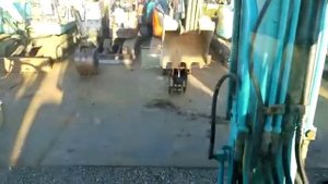 Осмотр Экскаватора в Японии перед аукционом. Кубота u35-3 / гидролиния / кондиционер. Цена оринтир
