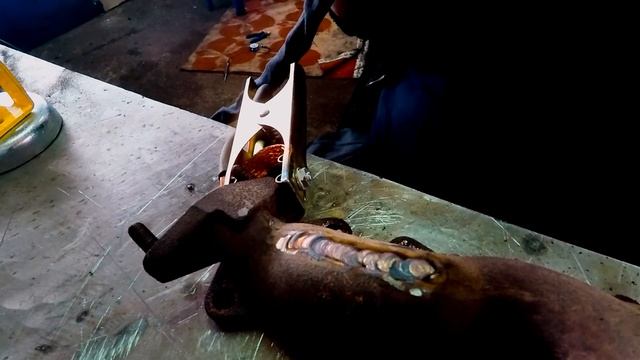 Заваряване на чугун , Cast iron welding смотреть онлайн