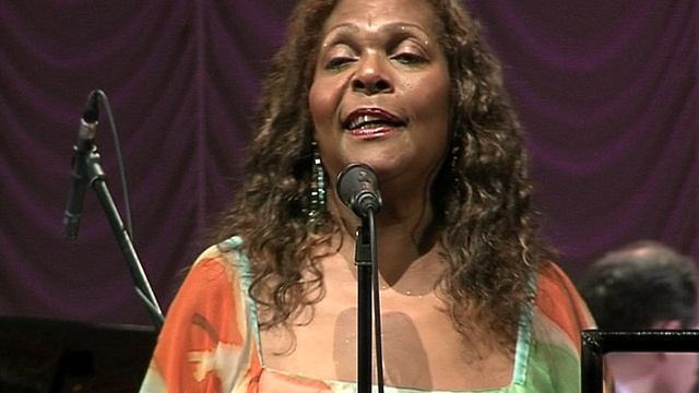 Denise Perrier - Dindi смотреть онлайн